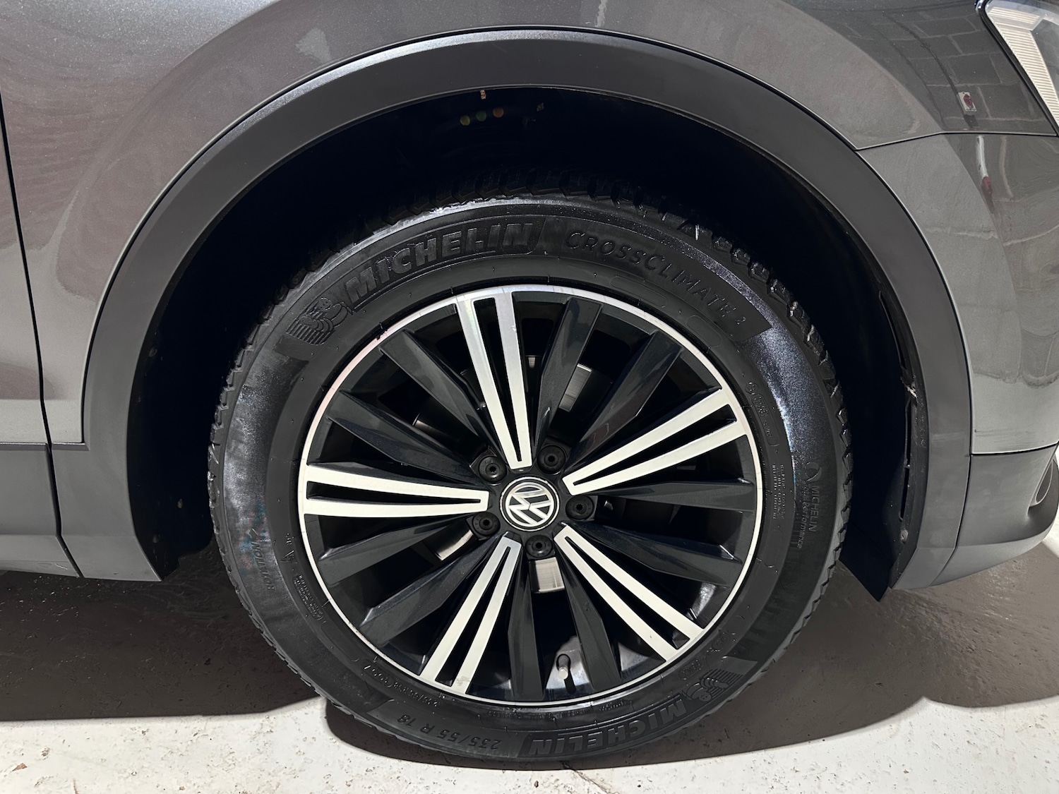 Used Volkswagen Tiguan 2017 for sale - 77618387: Photo 56