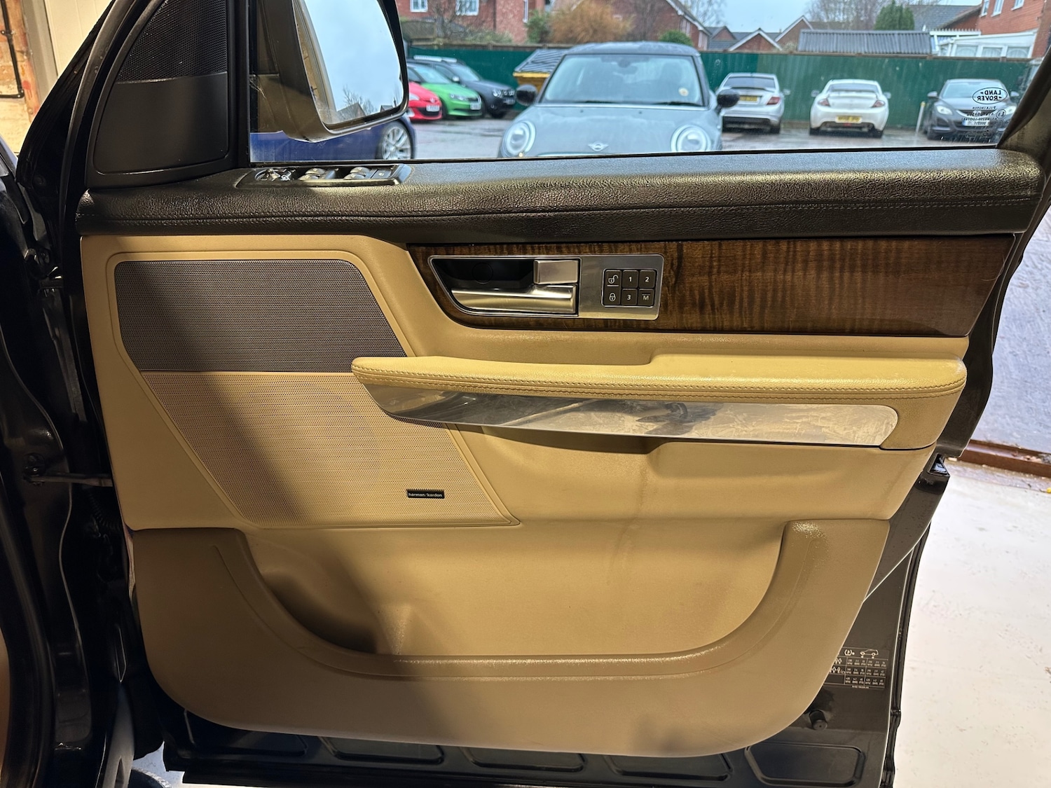 Used Land Rover Range Rover Sport 2010 for sale - 77450080: Photo 14