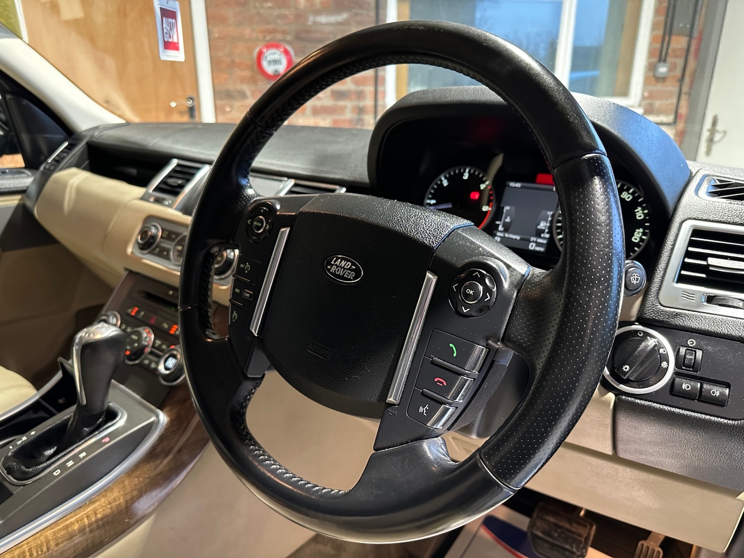 Used Land Rover Range Rover Sport 2010 for sale - 77450080: Photo 19