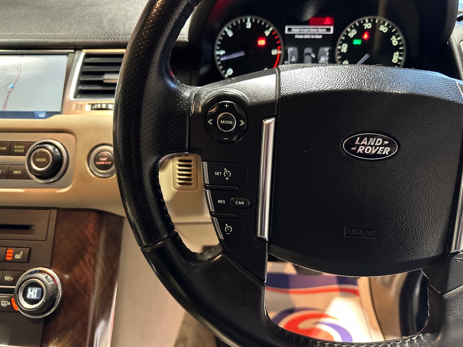 Used Land Rover Range Rover Sport 2010 for sale - 77450080: Photo 23