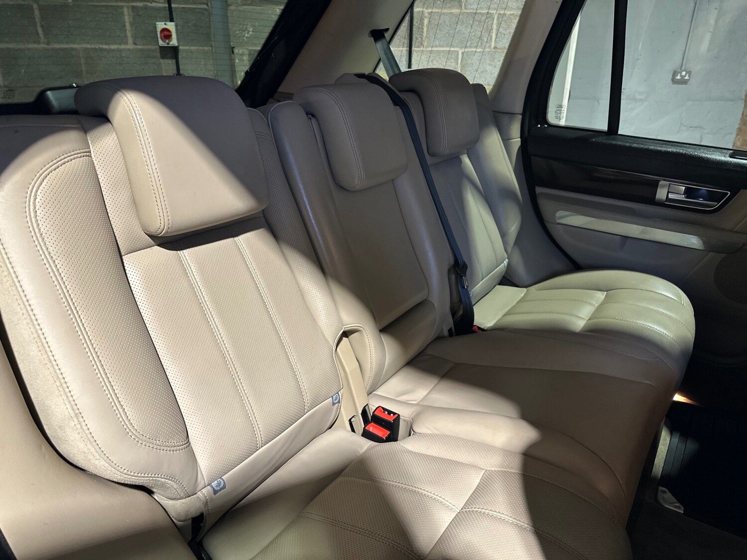 Used Land Rover Range Rover Sport 2010 for sale - 77450080: Photo 28