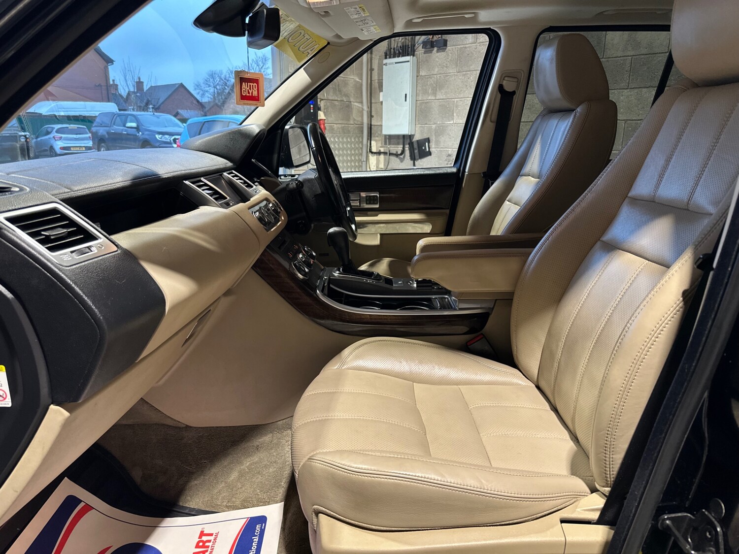 Used Land Rover Range Rover Sport 2010 for sale - 77450080: Photo 46