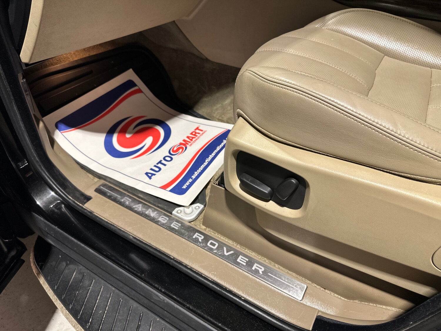 Used Land Rover Range Rover Sport 2010 for sale - 77450080: Photo 48