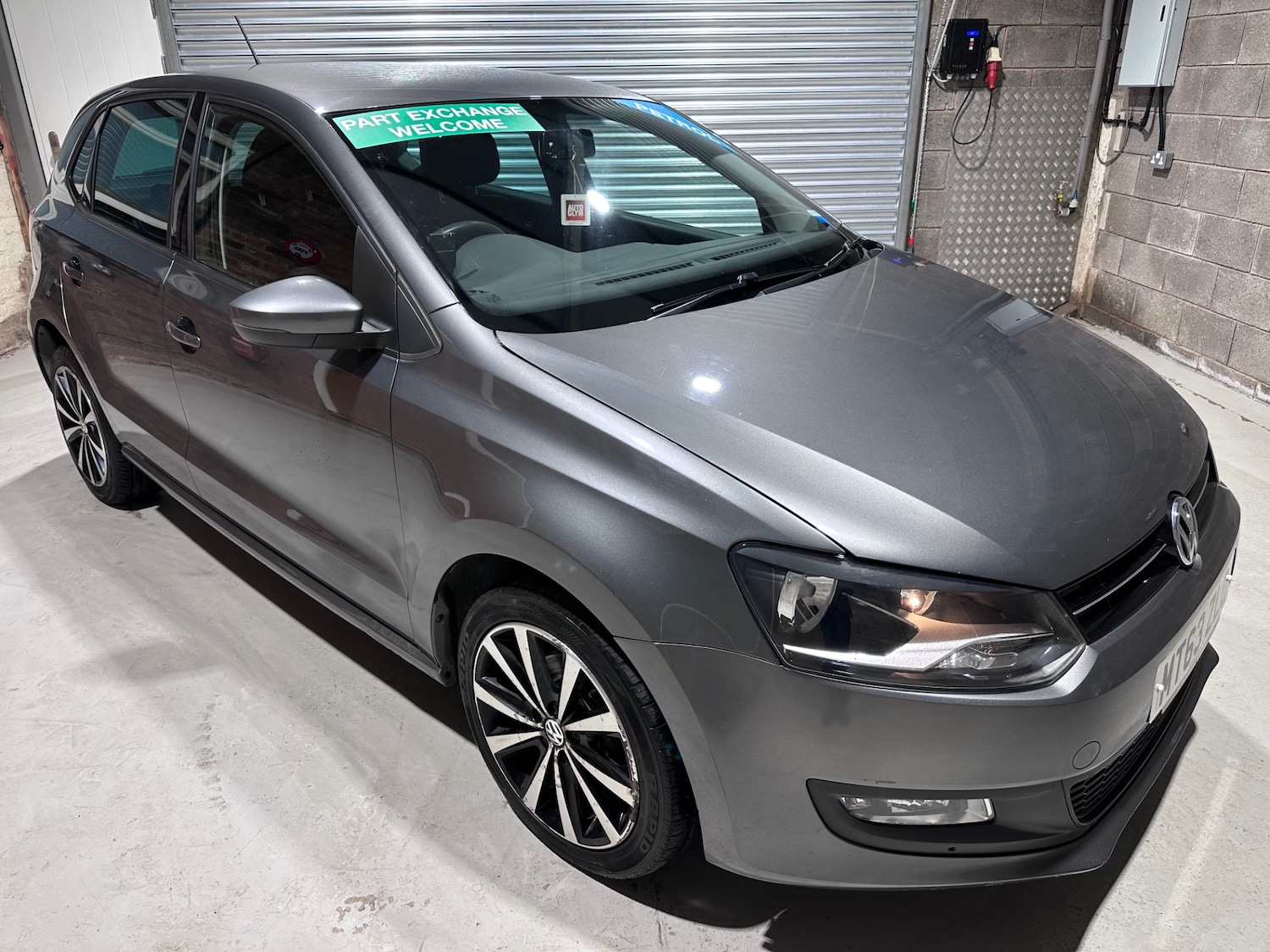 Used Volkswagen Polo 2013 for sale - 77833997: Photo 4