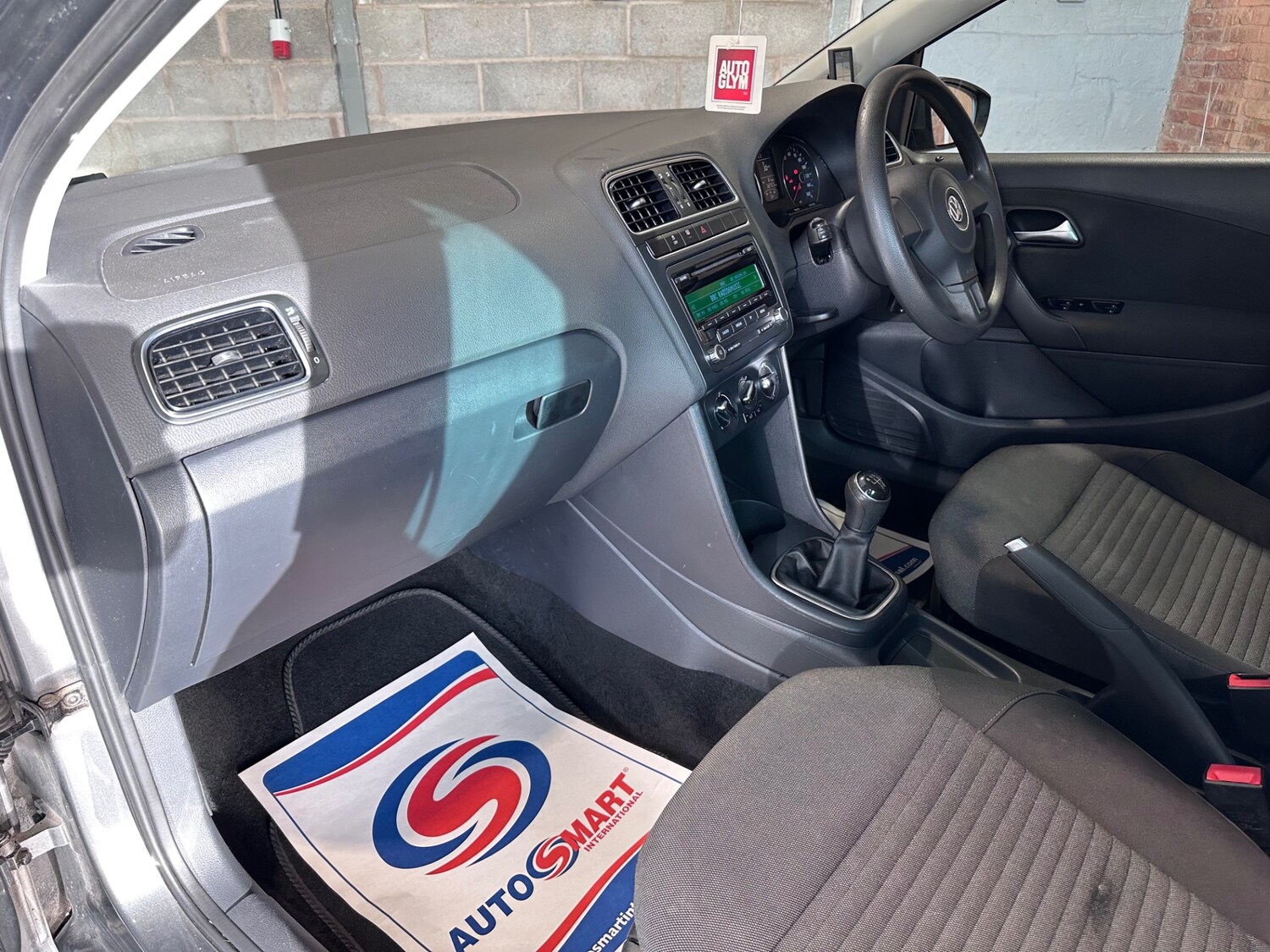 Used Volkswagen Polo 2013 for sale - 77833997: Photo 43