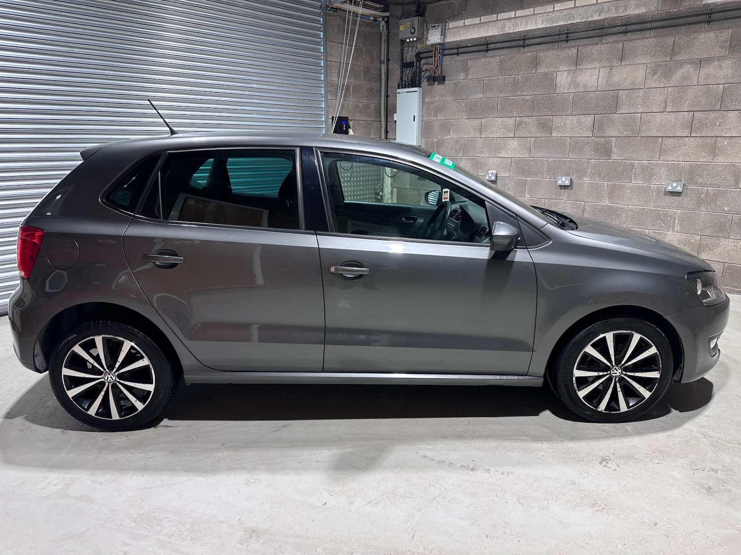 Used Volkswagen Polo 2013 for sale - 77833997: Photo 5