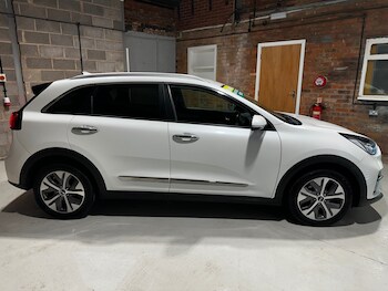 Used Kia Niro 2020 for sale - 77504427: Photo