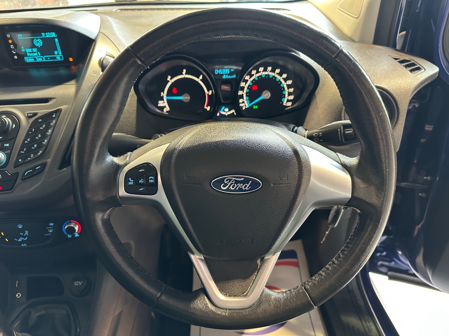 Used Ford Transit Courier 2017 for sale - 76905123: Photo 18