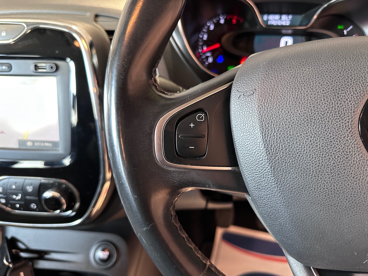 Used Renault Captur 2016 for sale - 78198055: Photo 19