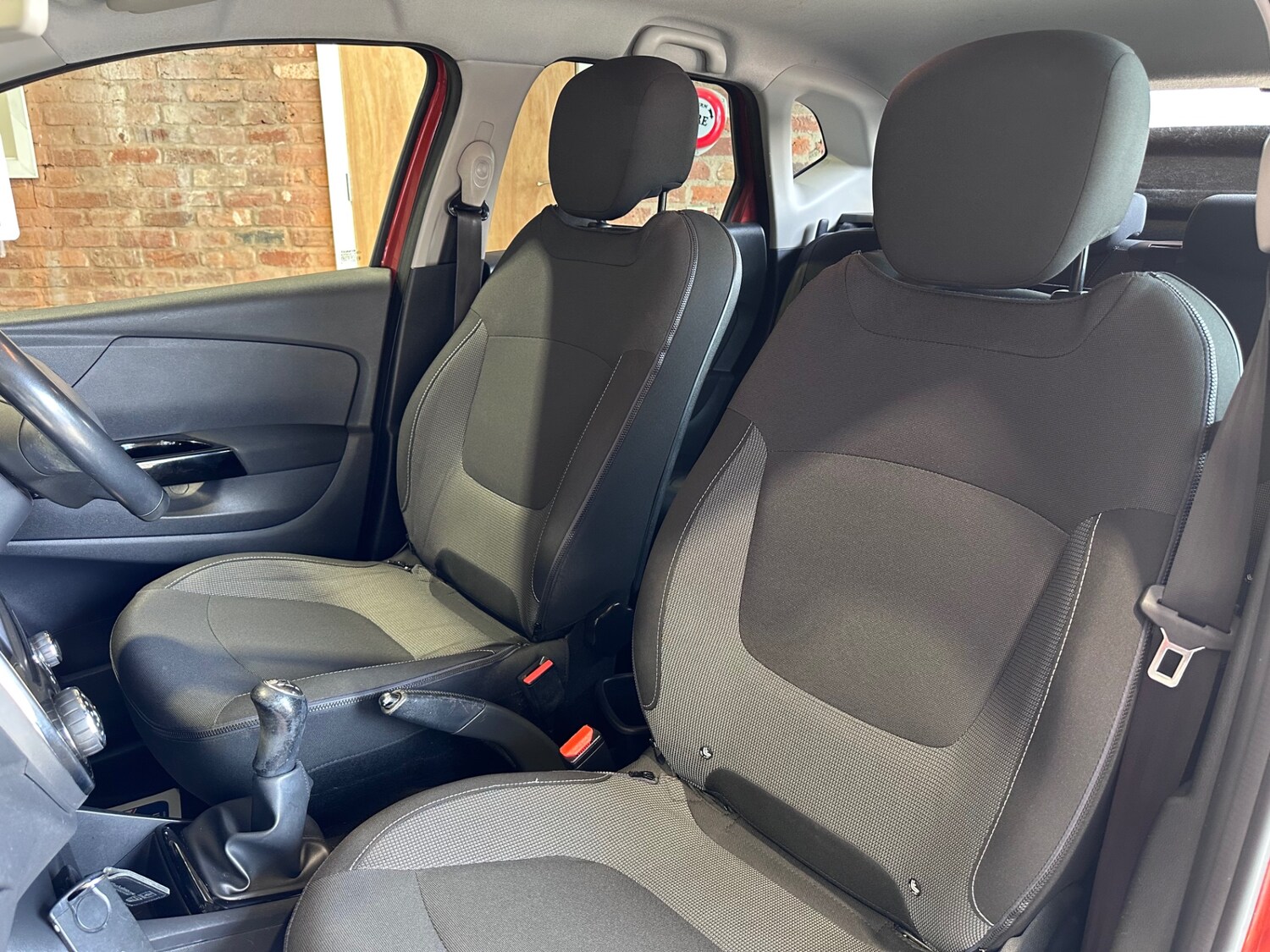 Used Renault Captur 2016 for sale - 78198055: Photo 42