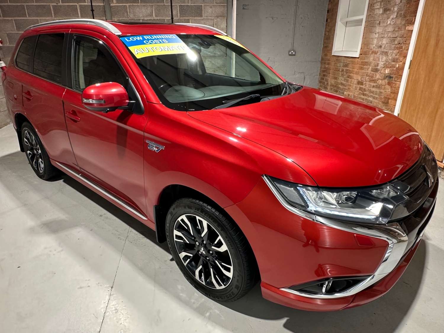 Used Mitsubishi Outlander 2015 for sale - 76588567: Photo 3