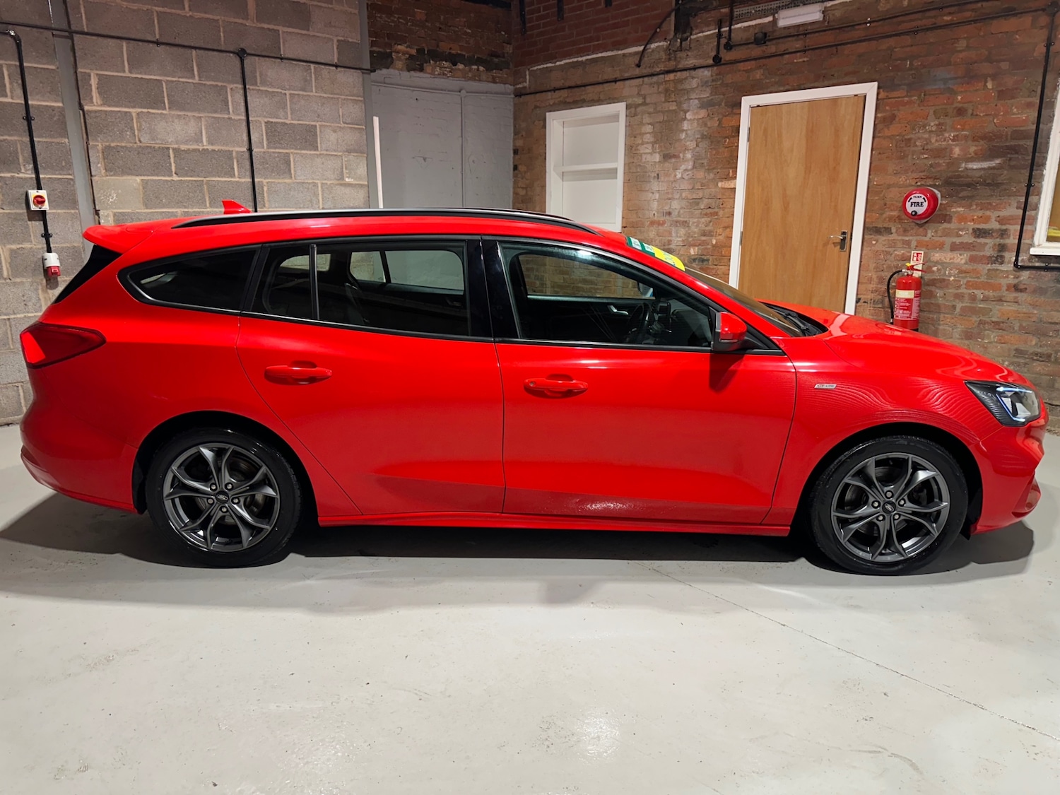 Used Ford Focus 2019 for sale - 77168704: Photo 5