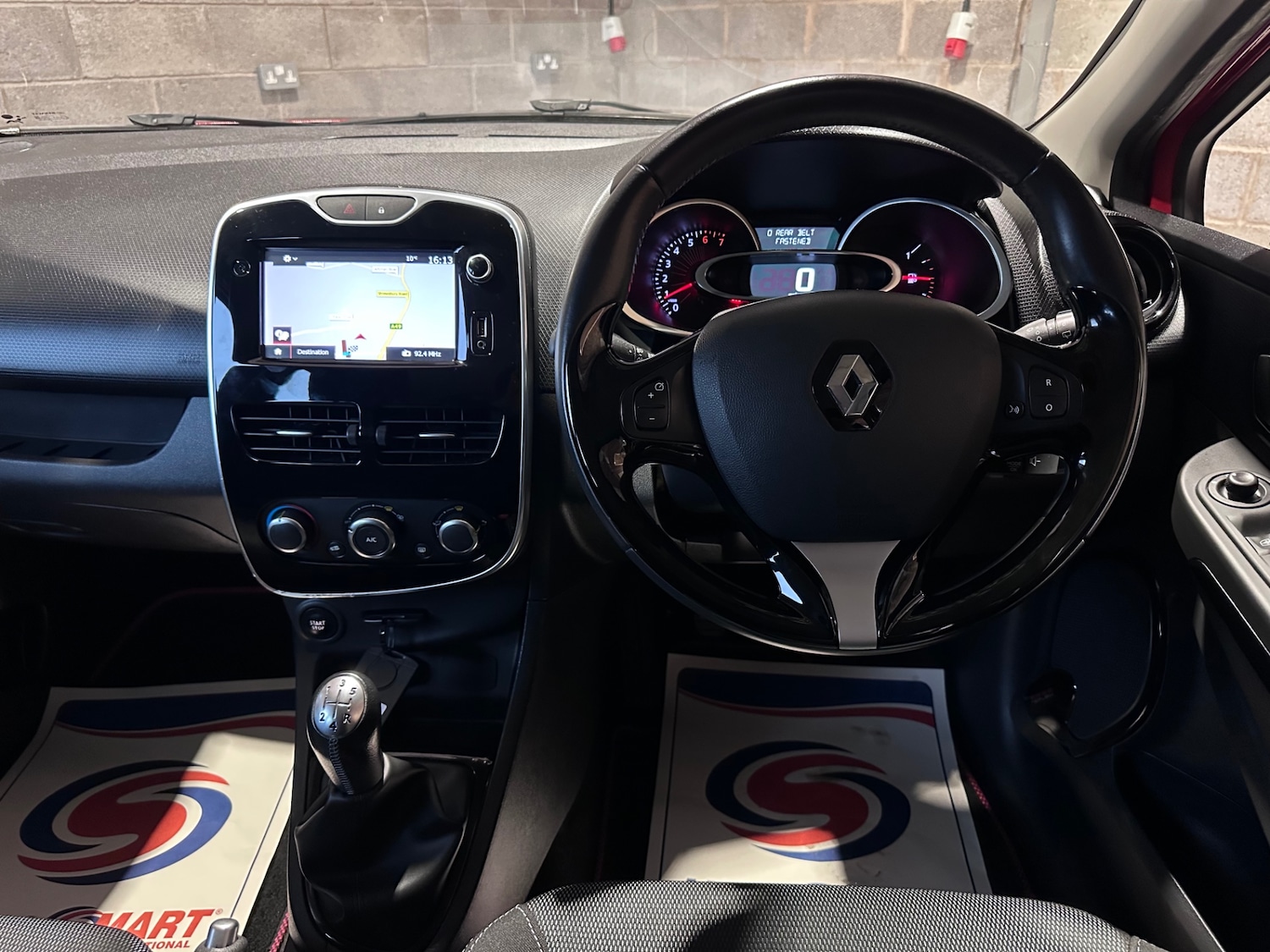 Used Renault Clio 2016 for sale - 77640971: Photo 18