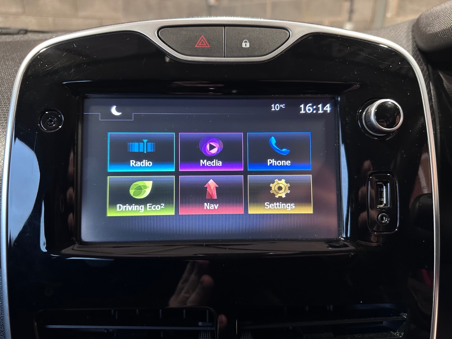 Used Renault Clio 2016 for sale - 77640971: Photo 25