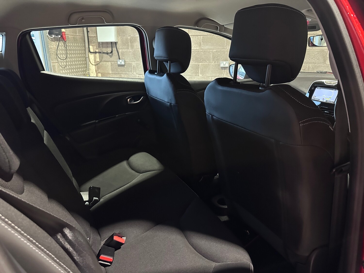 Used Renault Clio 2016 for sale - 77640971: Photo 34