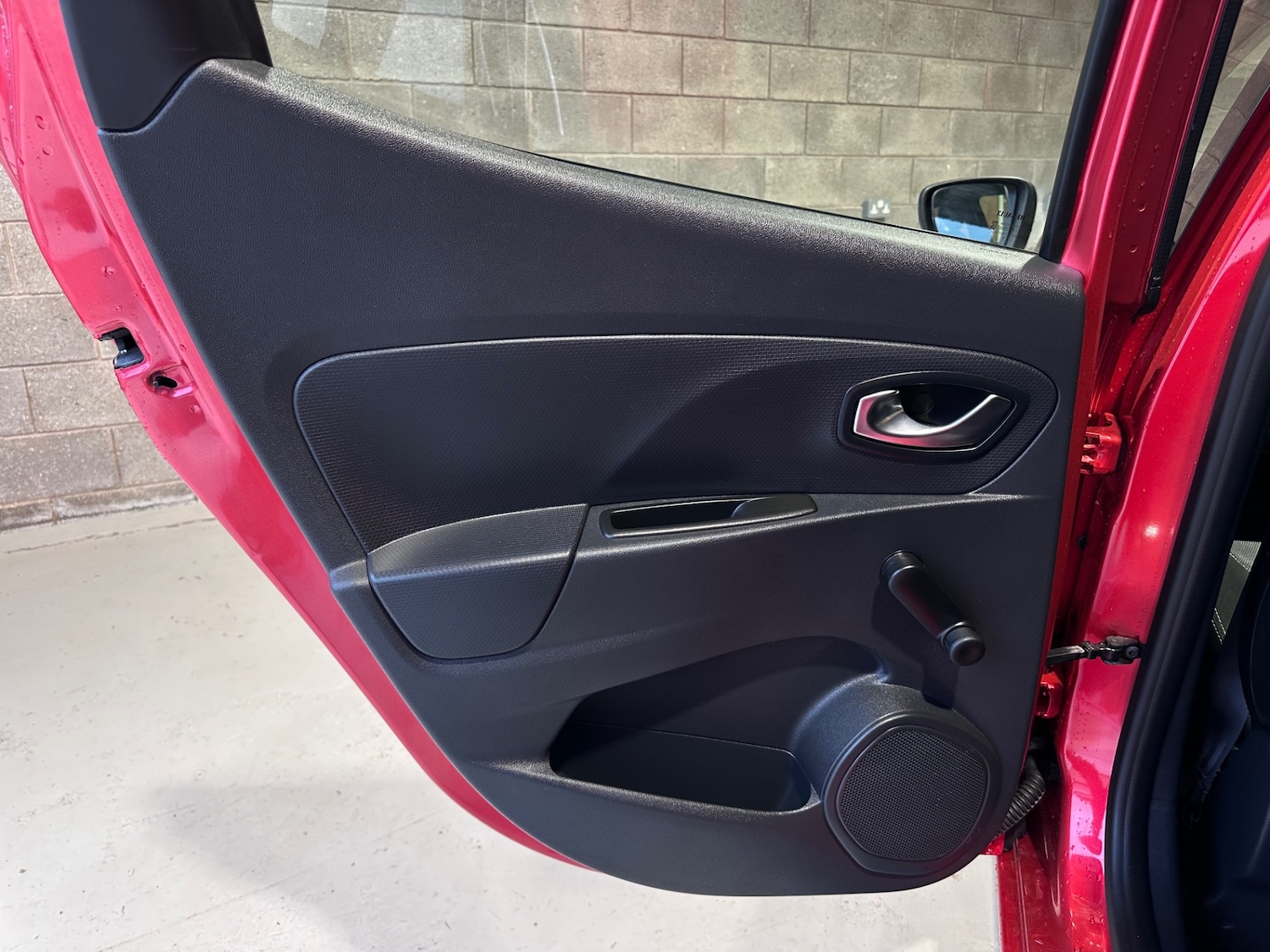 Used Renault Clio 2016 for sale - 77640971: Photo 37