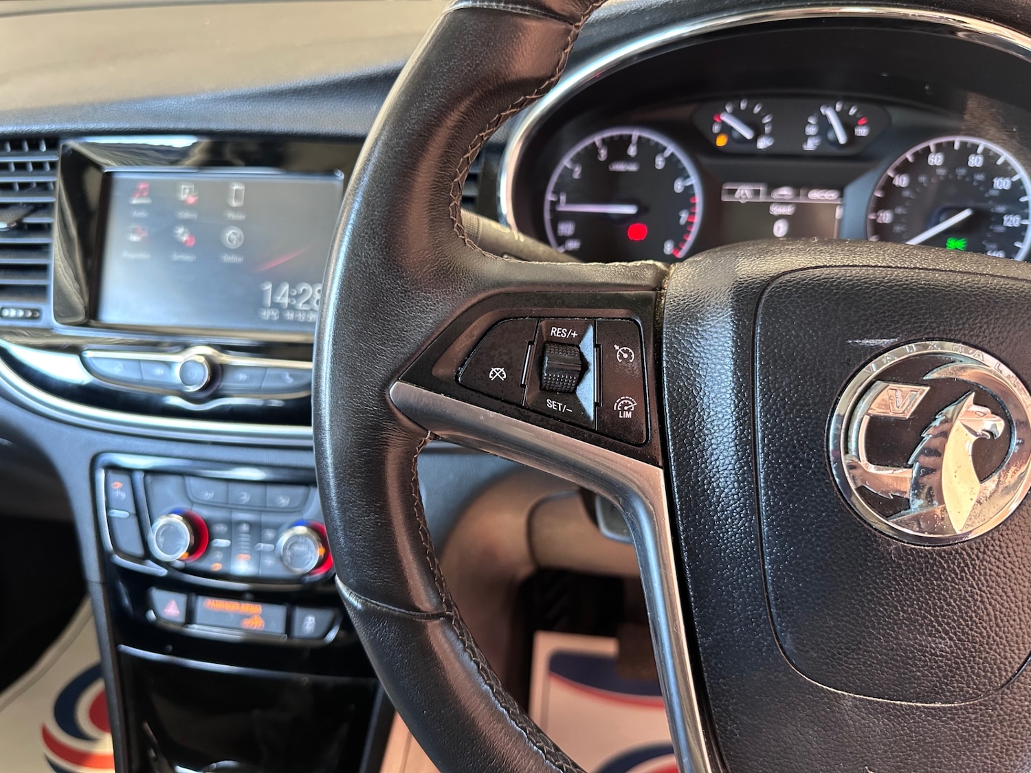 Used Vauxhall Mokka X 2017 for sale - 77901354: Photo 22