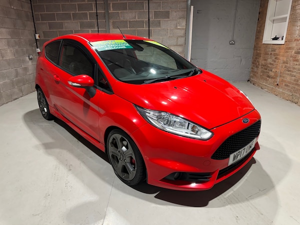 Used Ford Fiesta 2017 for sale - 76081360: Photo 1