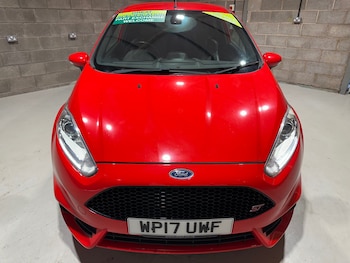 Used Ford Fiesta 2017 for sale - 76081360: Photo 2