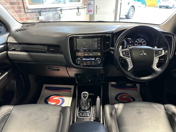Used Mitsubishi Outlander 2015 for sale - 76332308: Photo 12