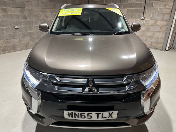 Used Mitsubishi Outlander 2015 for sale - 76332308: Photo 2
