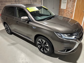 Used Mitsubishi Outlander 2015 for sale - 76332308: Photo 3