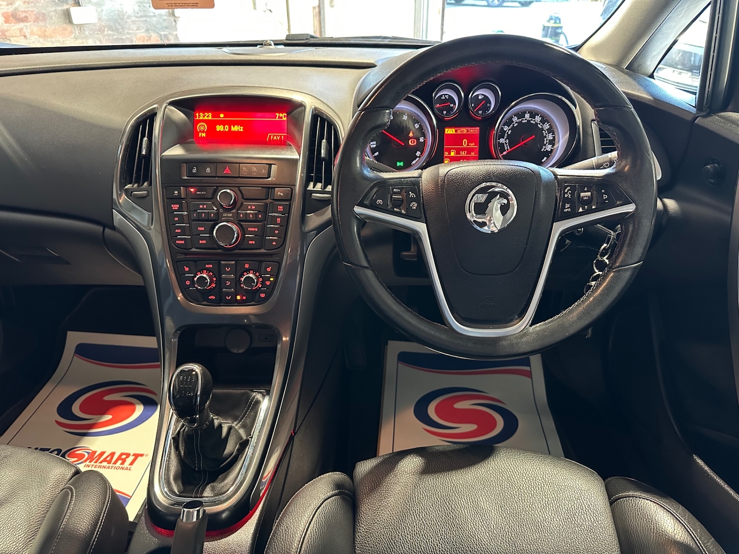 Used Vauxhall Astra 2013 for sale - 76602727: Photo 15