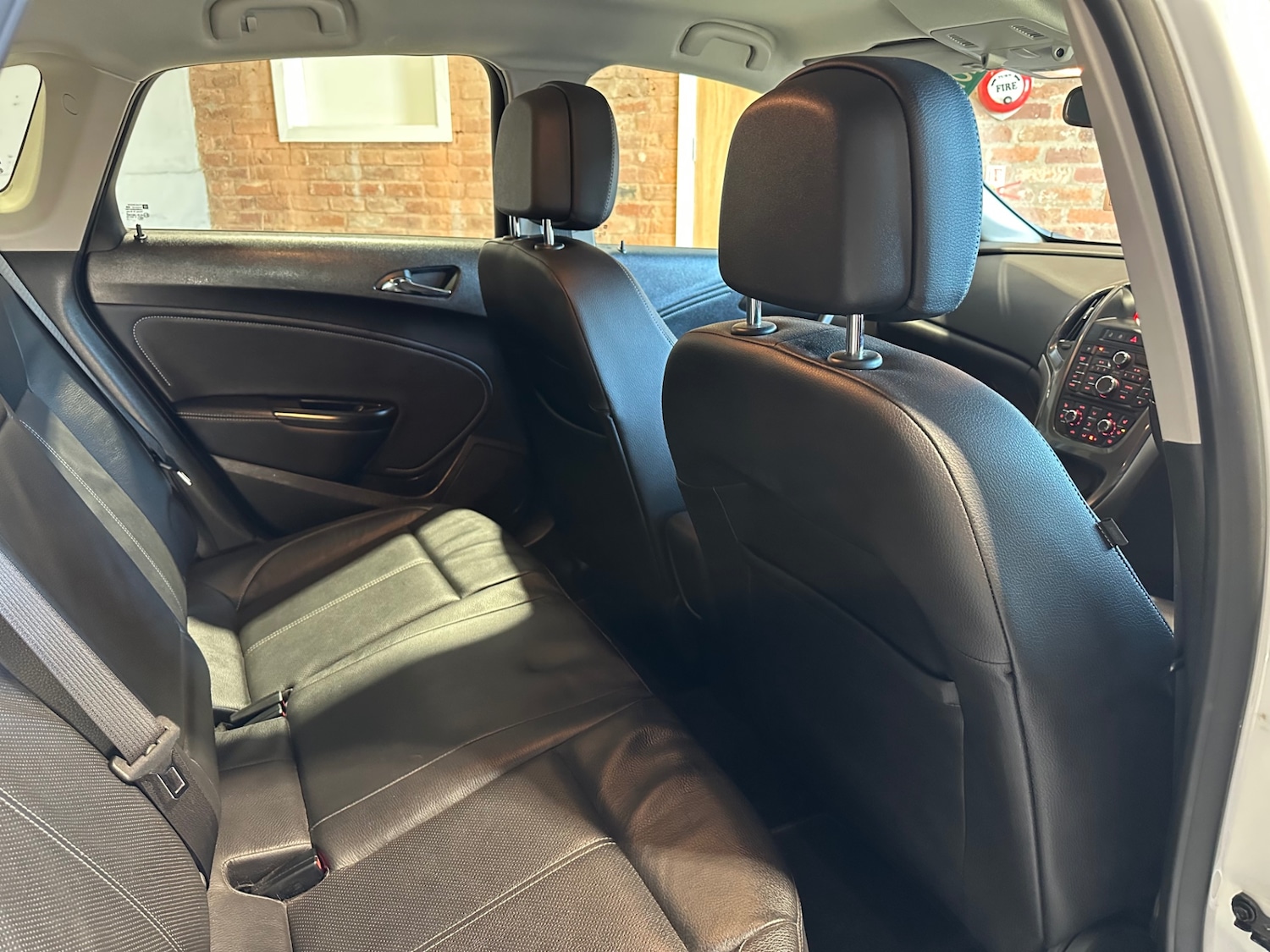 Used Vauxhall Astra 2013 for sale - 76602727: Photo 19