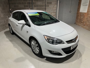 Vauxhall - Astra