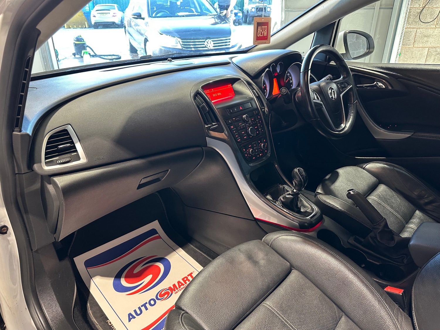 Used Vauxhall Astra 2013 for sale - 76602727: Photo 28