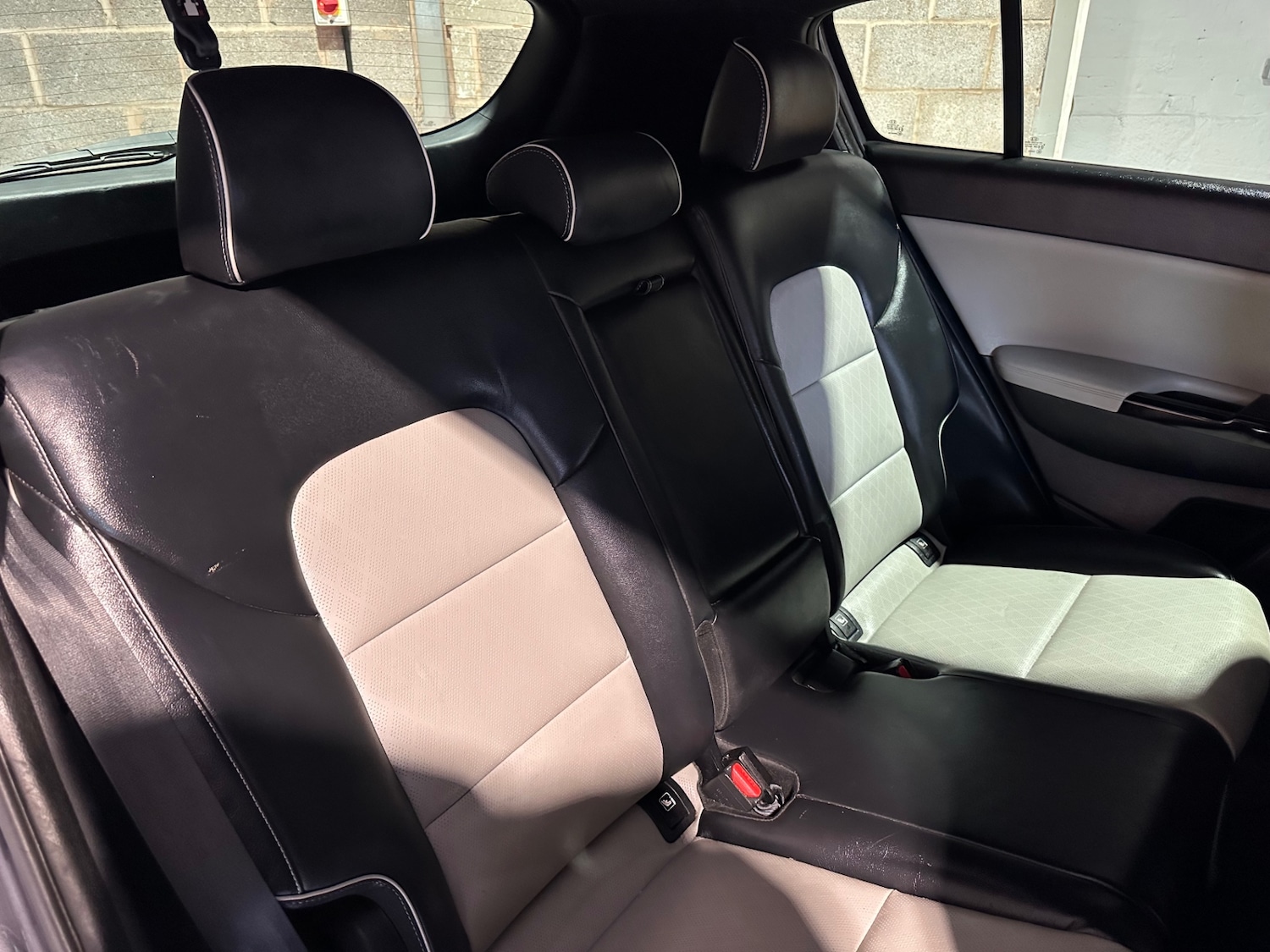 Used Kia Sportage 2017 for sale - 77160670: Photo 33