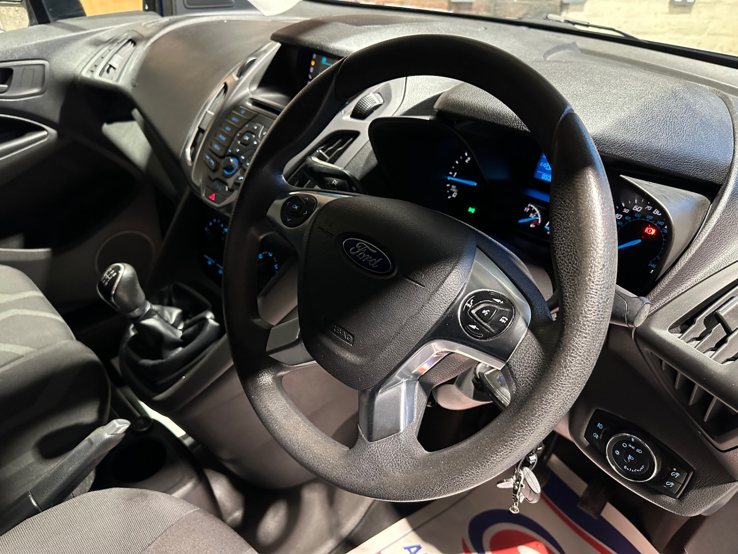 Used Ford Transit Connect 2015 for sale - 77326532: Photo 19