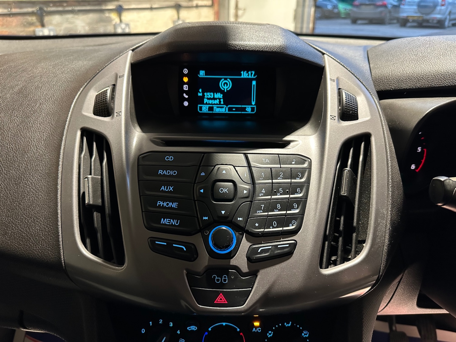 Used Ford Transit Connect 2015 for sale - 77326532: Photo 26