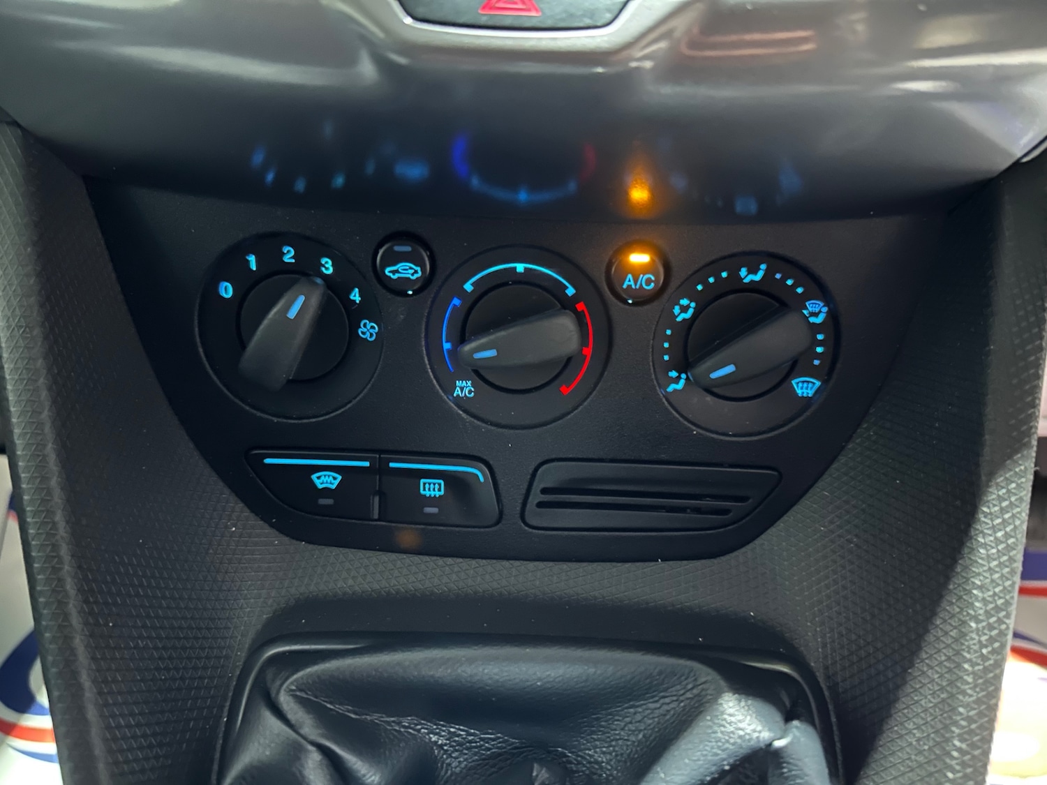 Used Ford Transit Connect 2015 for sale - 77326532: Photo 29