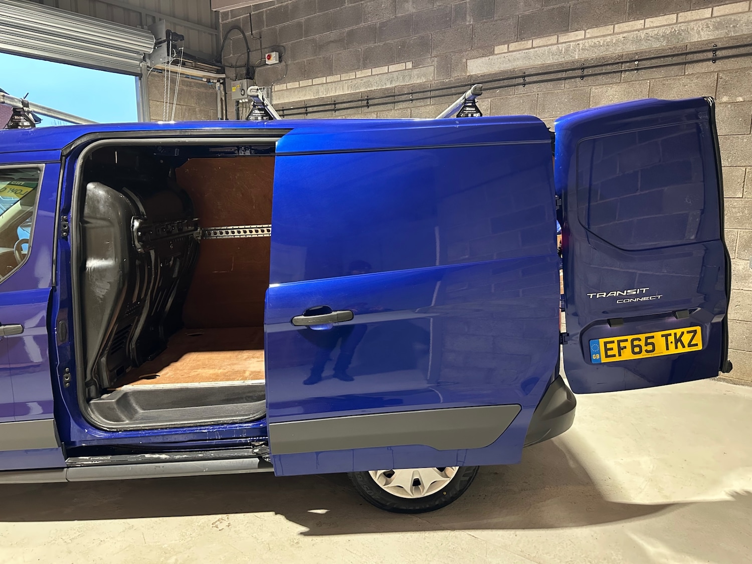 Used Ford Transit Connect 2015 for sale - 77326532: Photo 30