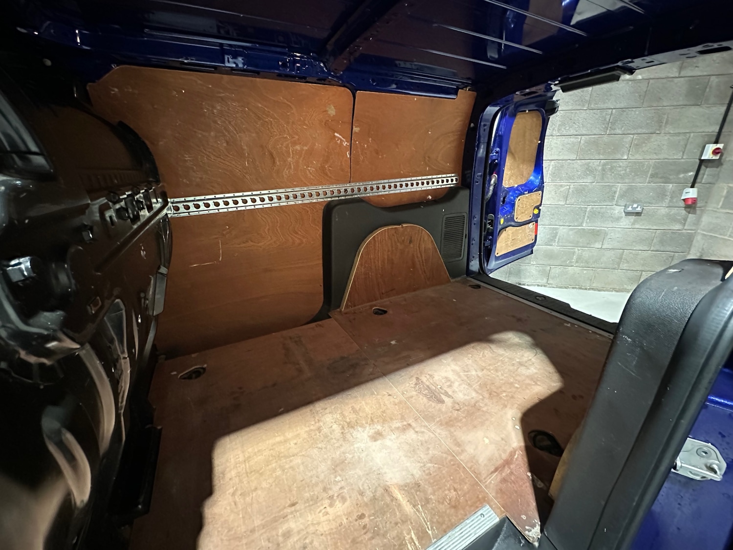 Used Ford Transit Connect 2015 for sale - 77326532: Photo 32