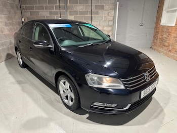 Volkswagen - Passat
