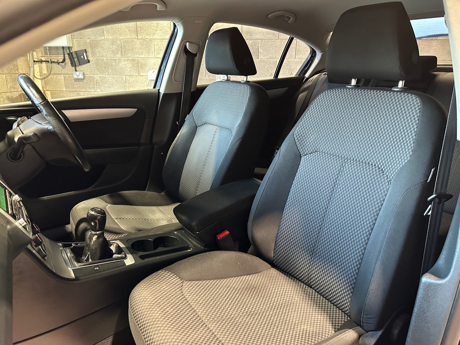 Used Volkswagen Passat 2013 for sale - 76602709: Photo 23