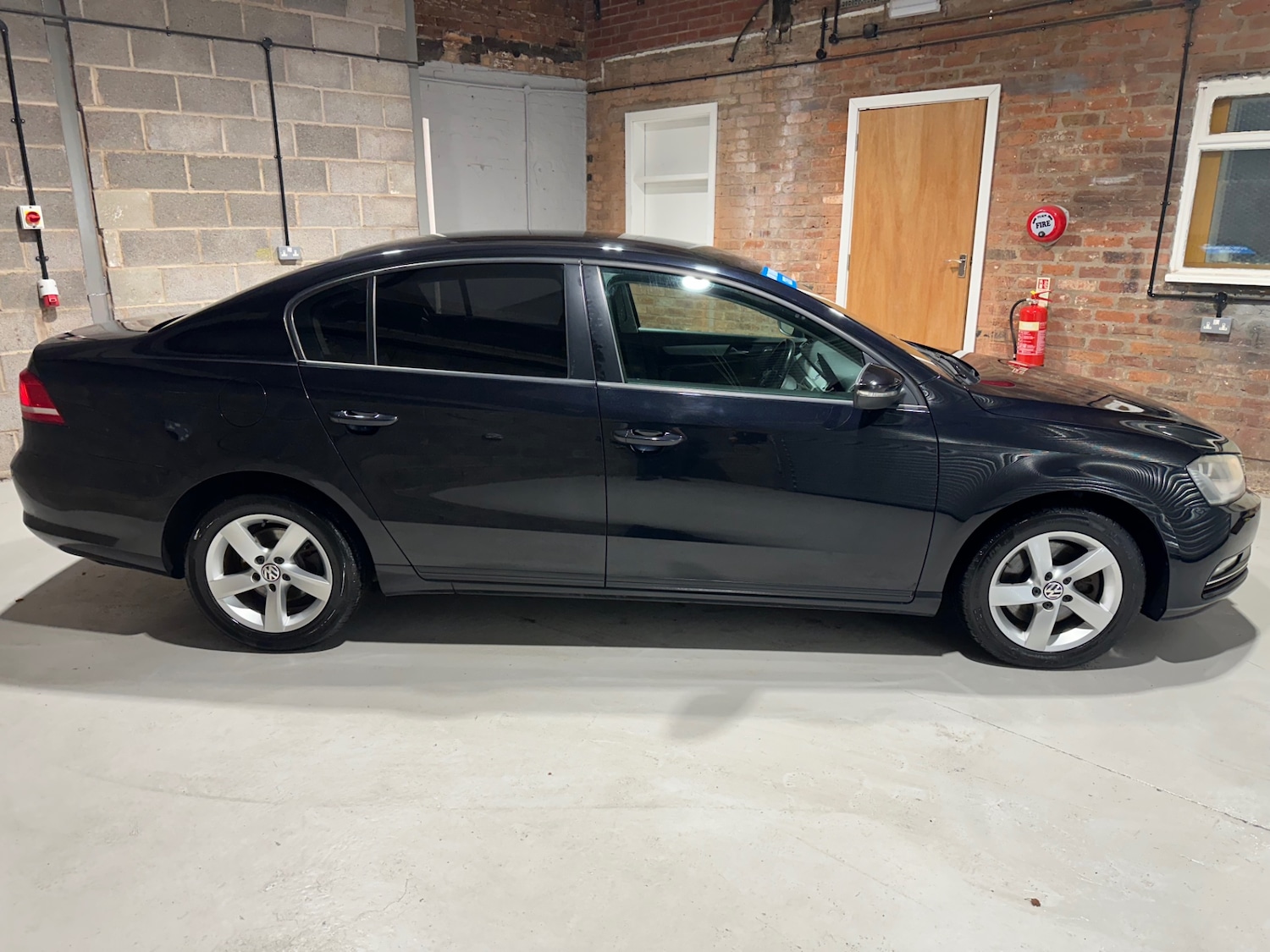 Used Volkswagen Passat 2013 for sale - 76602709: Photo 4