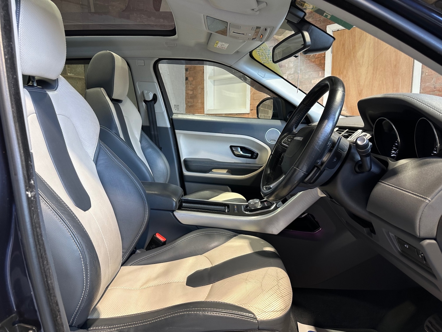 Used Land Rover Range Rover Evoque 2015 for sale - 76780073: Photo 12