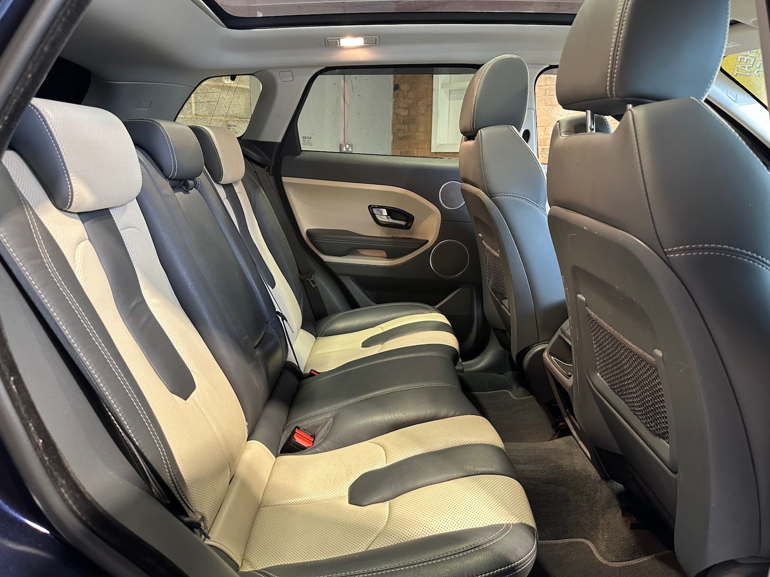 Used Land Rover Range Rover Evoque 2015 for sale - 76780073: Photo 37