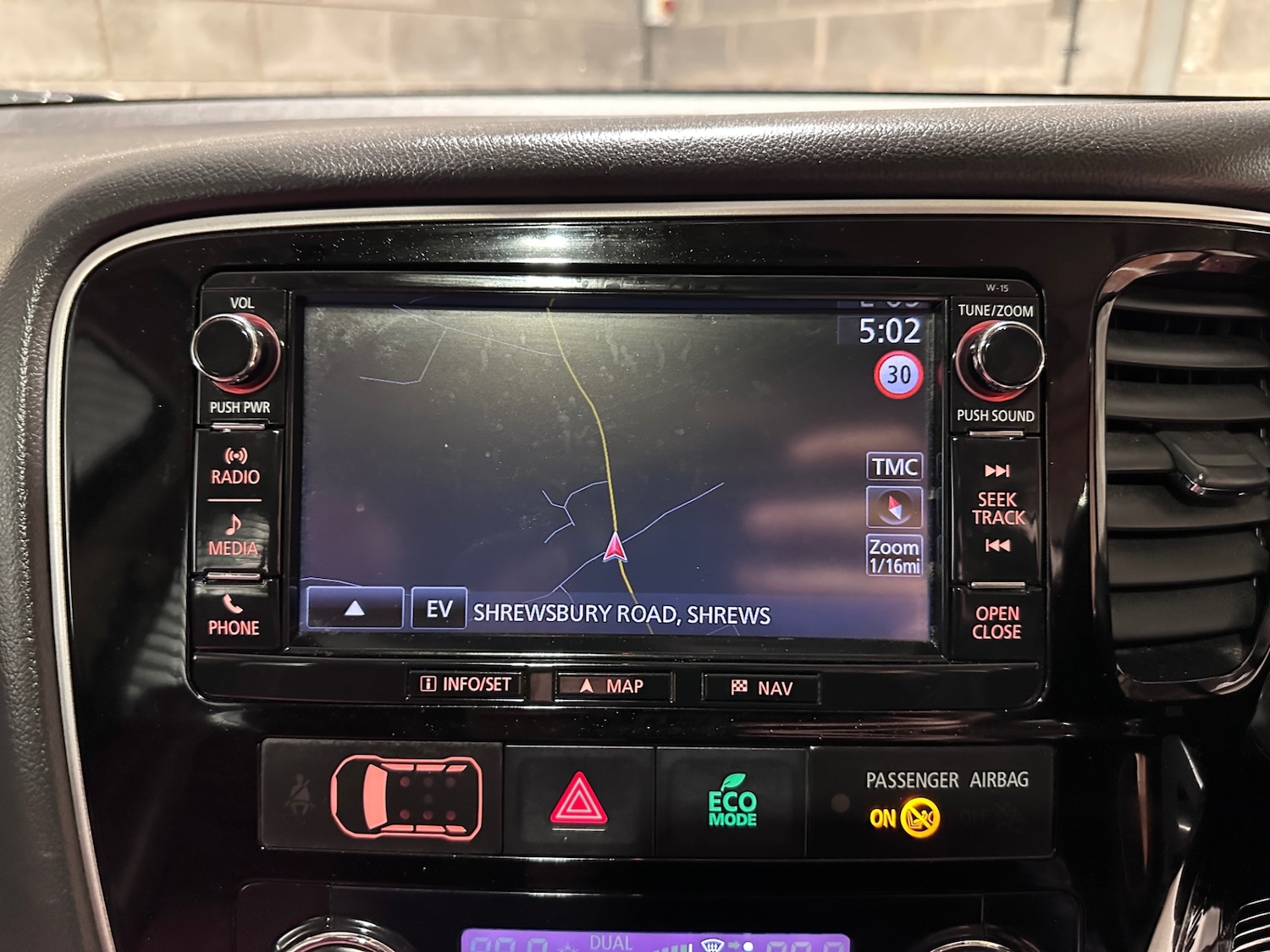 Used Mitsubishi Outlander 2016 for sale - 77997793: Photo 27