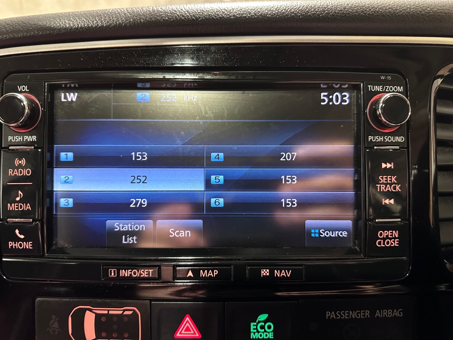 Used Mitsubishi Outlander 2016 for sale - 77997793: Photo 30