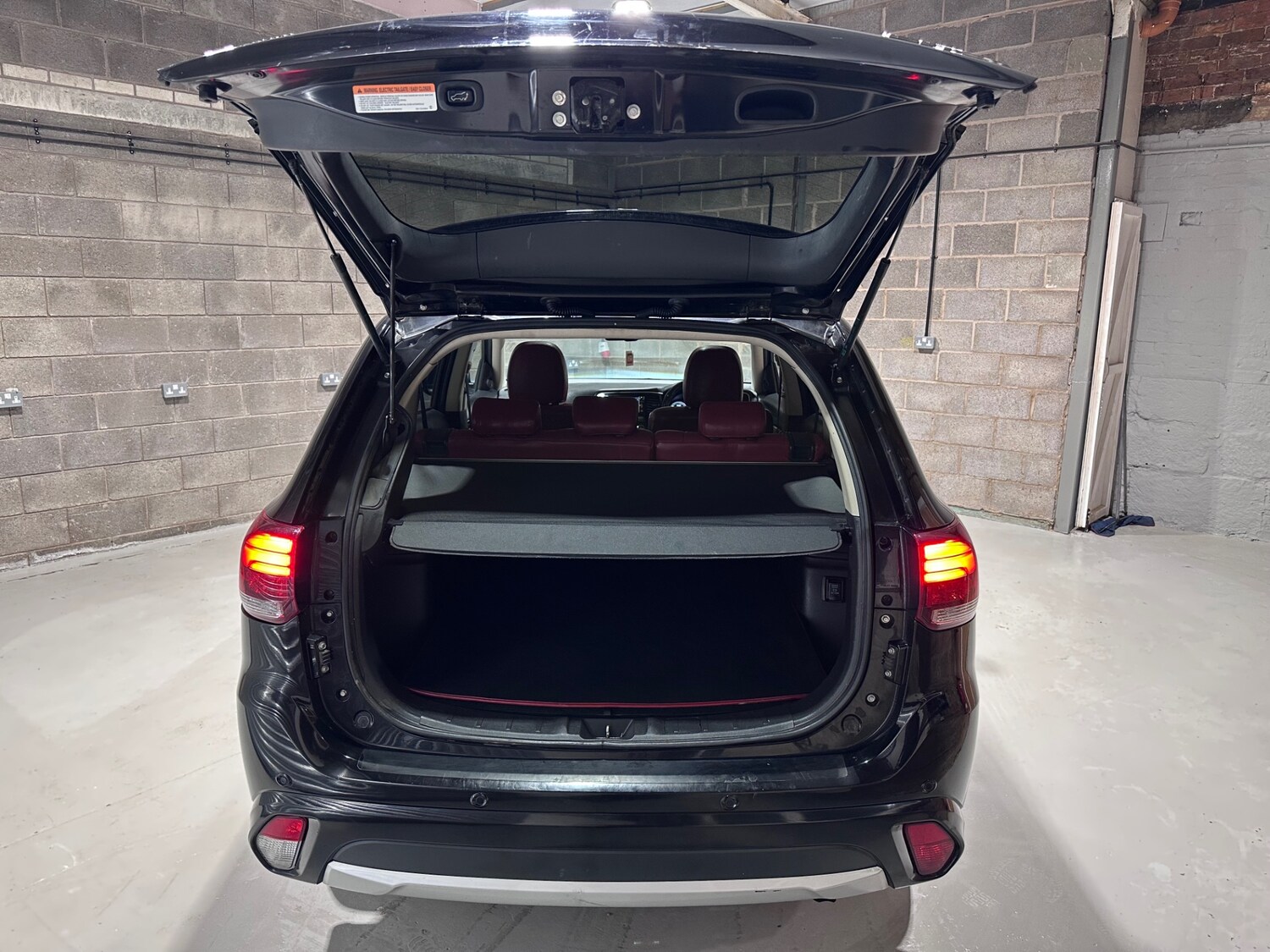 Used Mitsubishi Outlander 2016 for sale - 77997793: Photo 39