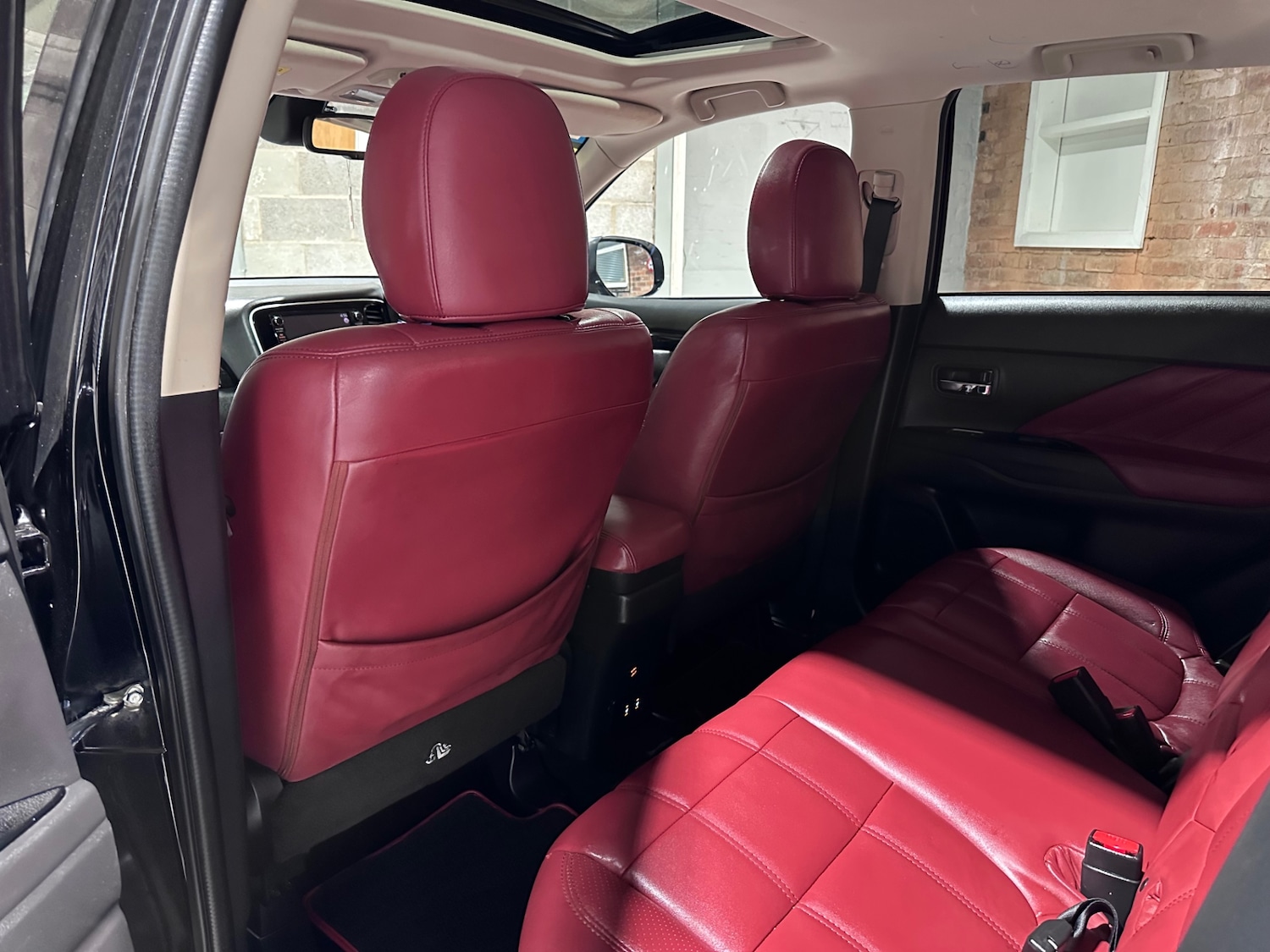 Used Mitsubishi Outlander 2016 for sale - 77997793: Photo 45