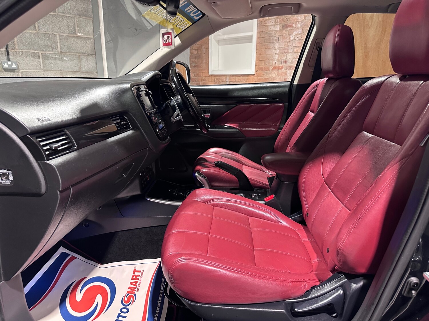 Used Mitsubishi Outlander 2016 for sale - 77997793: Photo 50