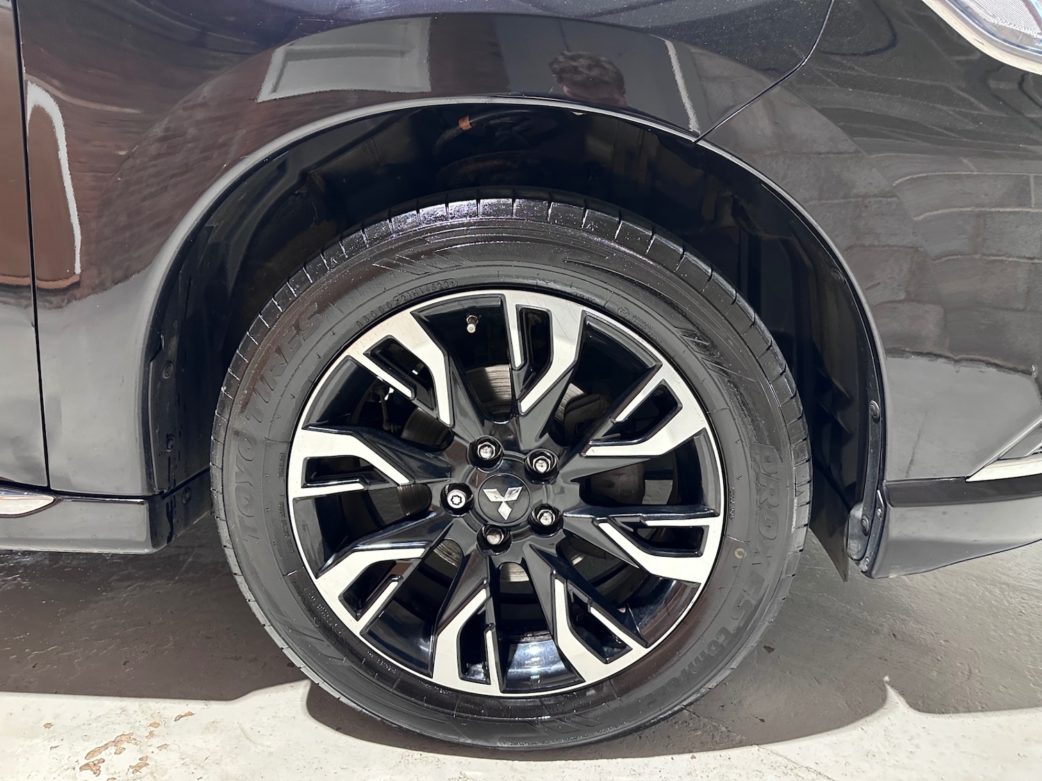 Used Mitsubishi Outlander 2016 for sale - 77997793: Photo 56