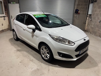 Used Ford Fiesta 2015 for sale - 79101739: Photo