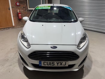 Used Ford Fiesta 2015 for sale - 79101739: Photo