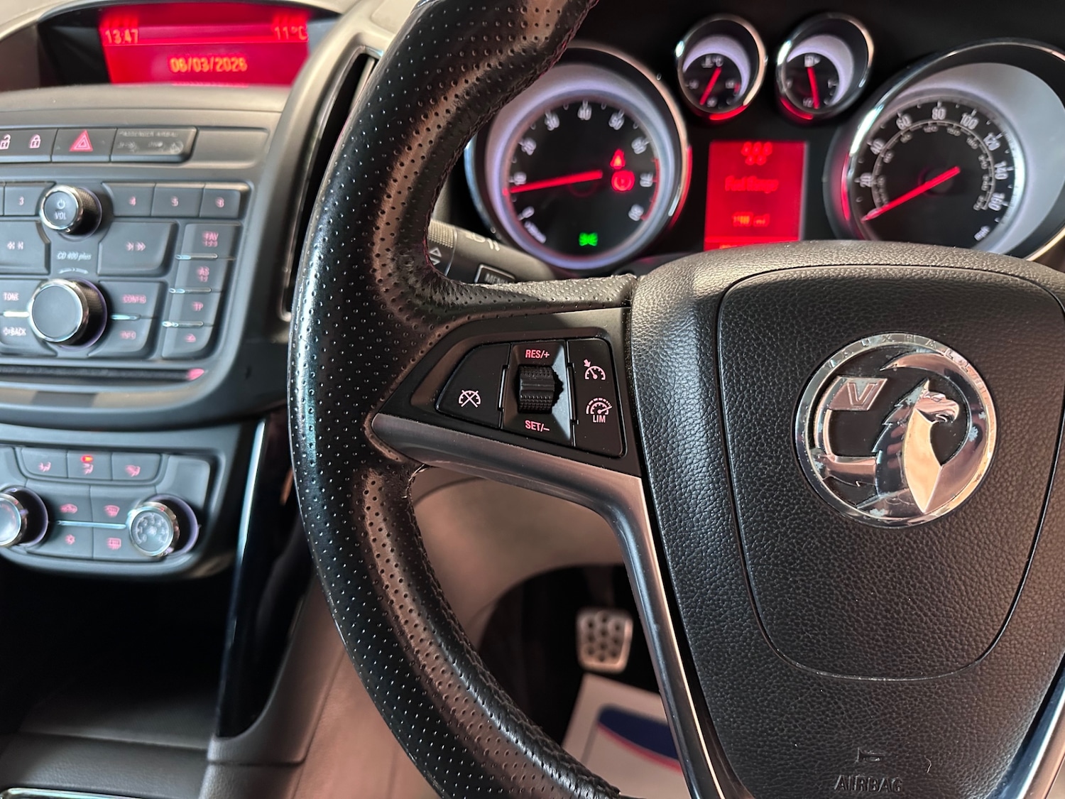 Used Vauxhall Zafira 2014 for sale - 77776415: Photo 21